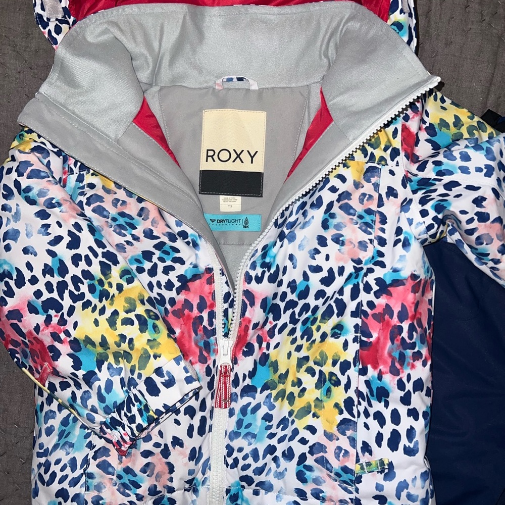 Roxy Multicolor Leopard Print Jacket and Blue Snow Pants Set - Picture 2 of 12